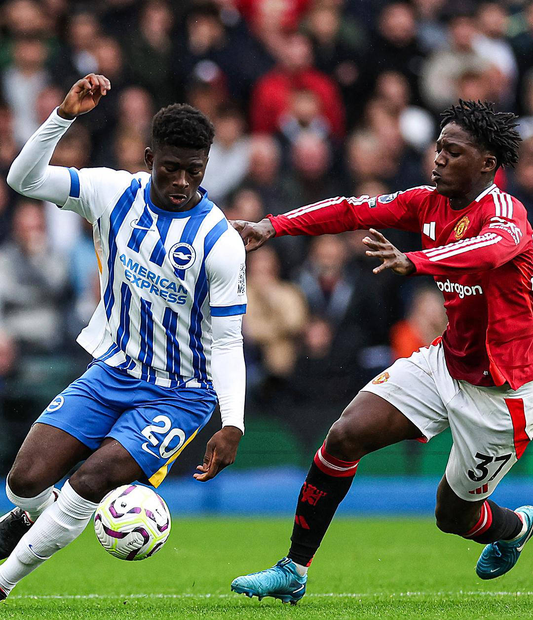 曼联或邀哈维执教，三选一顶级中场加盟，德甲门将或成热门选择